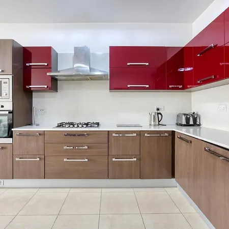 Apartamento Charming Meters From The Seafront With Terrace By 360 Estates