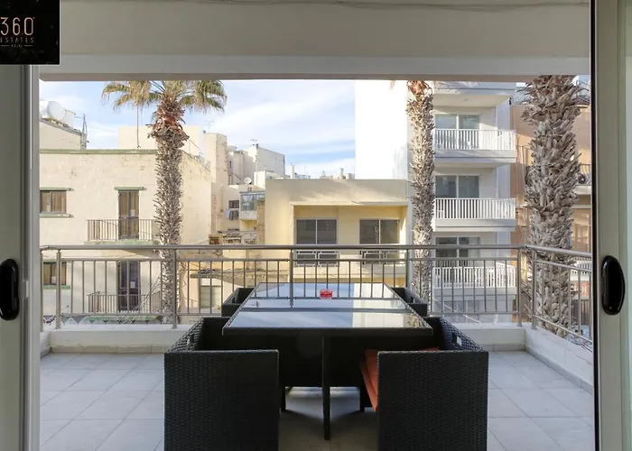 Charming Meters From The Seafront With Terrace By 360 Estates