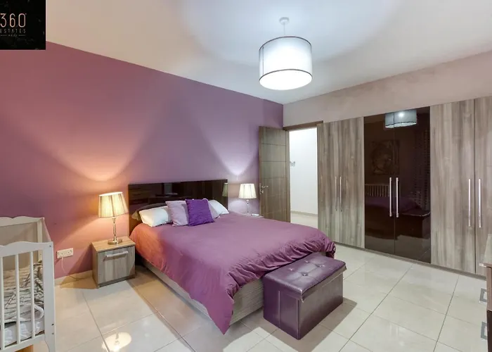 Charming Meters From The Seafront With Terrace By 360 Estates Apartamento St. Paul's Bay