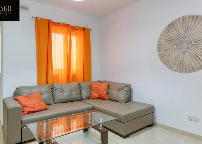 Charming Meters From The Seafront With Terrace By 360 Estates Apartamento St. Paul's Bay