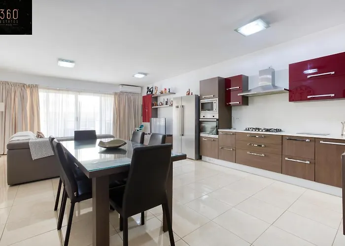 Apartman Charming Meters From The Seafront With Terrace By 360 Estates