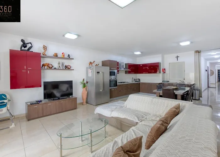 Apartman Charming Meters From The Seafront With Terrace By 360 Estates *