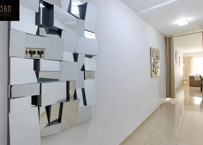 Apartman Charming Meters From The Seafront With Terrace By 360 Estates *